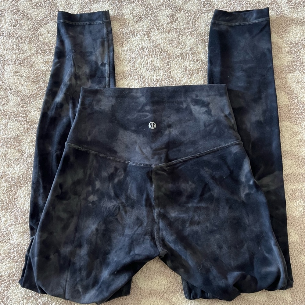 Lululemon diamond dye align leggings, 25” length, size 2.
